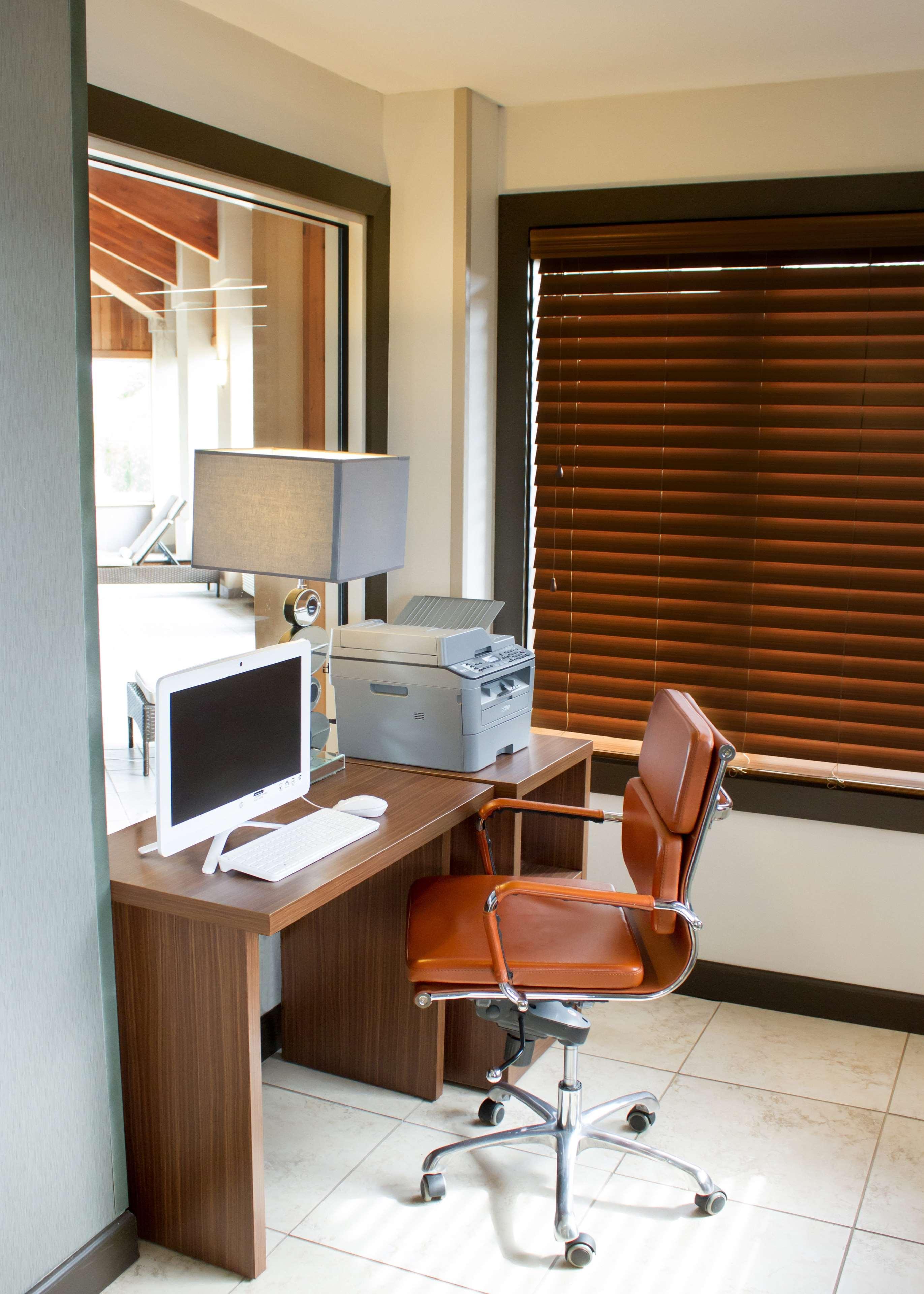 Hotel Western Toledo South 3*