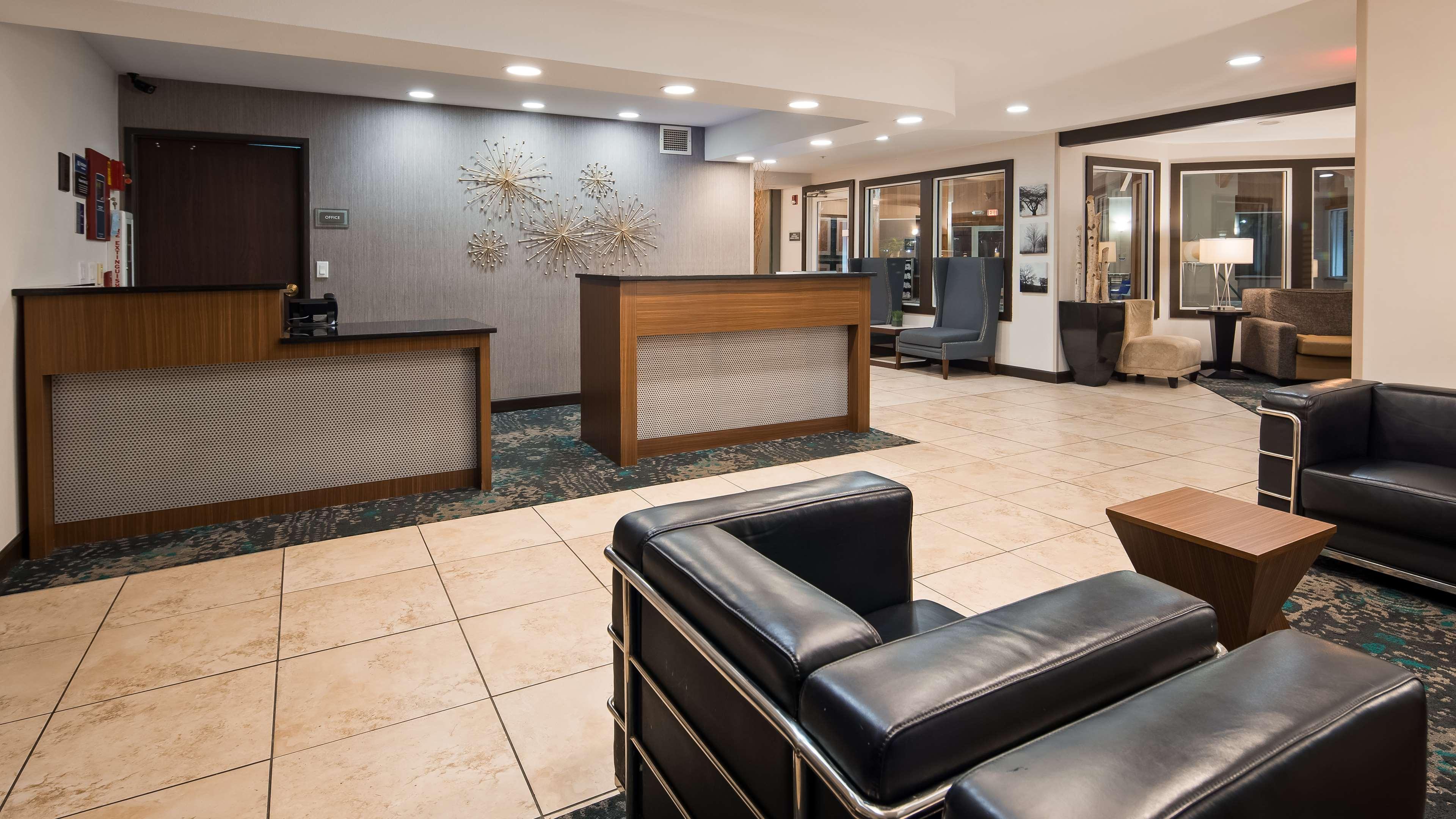 Western Toledo South Hotel